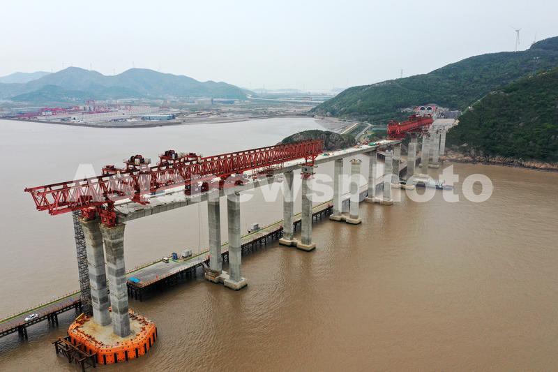 浙江舟山舟岱大桥建设全力推进
