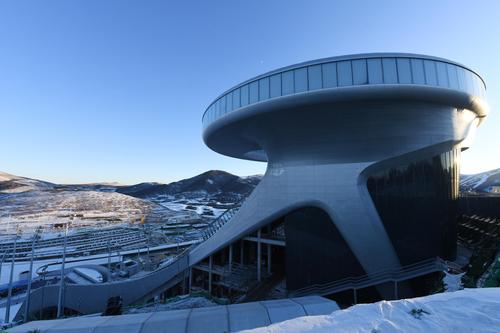 国家跳台滑雪中心雪如意基本完工
