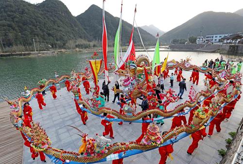 杭州百米女子板龙庆元宵