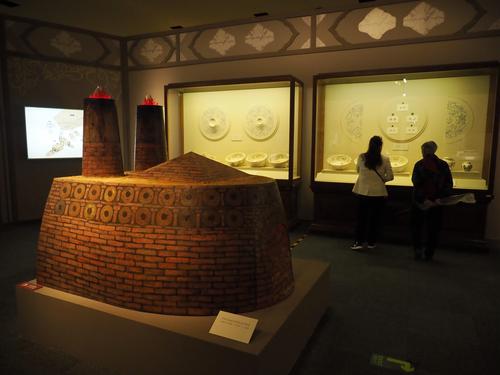 山西河津窑考古成果展在中国国家博物馆展出