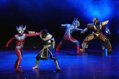 山东烟台舞台剧奥特银河格斗粉碎阴谋上演