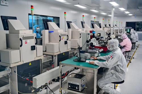 江西赣州芯片生产车间配图